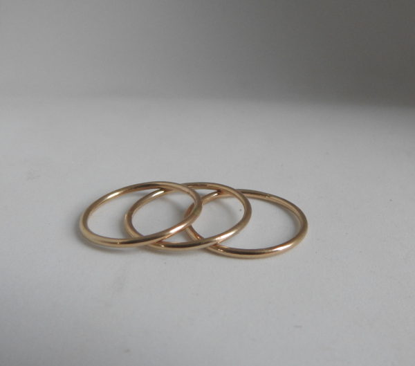 14k gold stacking ring