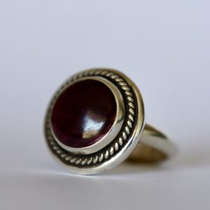 Spiny Oyster Ring {size 7}